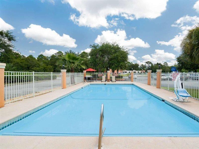 Baymont By Wyndham Hinesville Fort Stewart Area Dış mekan fotoğraf