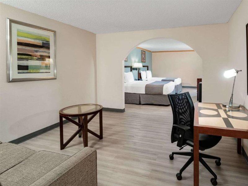 Baymont By Wyndham Hinesville Fort Stewart Area Dış mekan fotoğraf