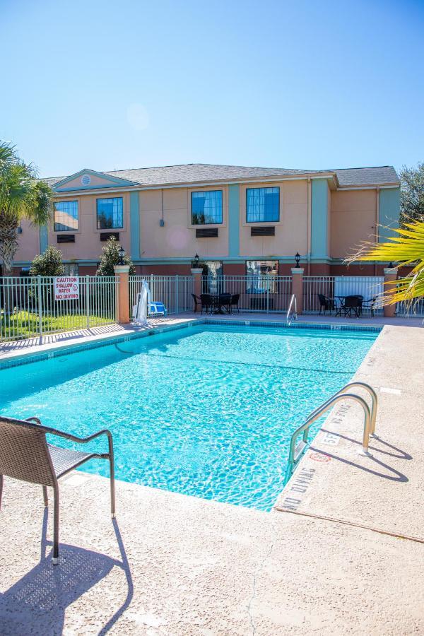 Baymont By Wyndham Hinesville Fort Stewart Area Dış mekan fotoğraf